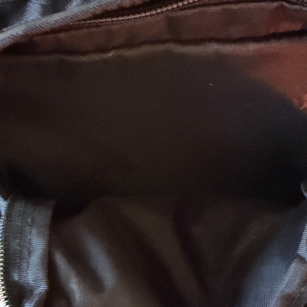 Supreme Black - Picture 2 of 5